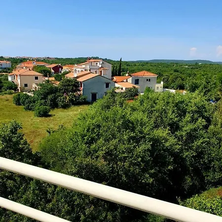 Istranova Apartment *
